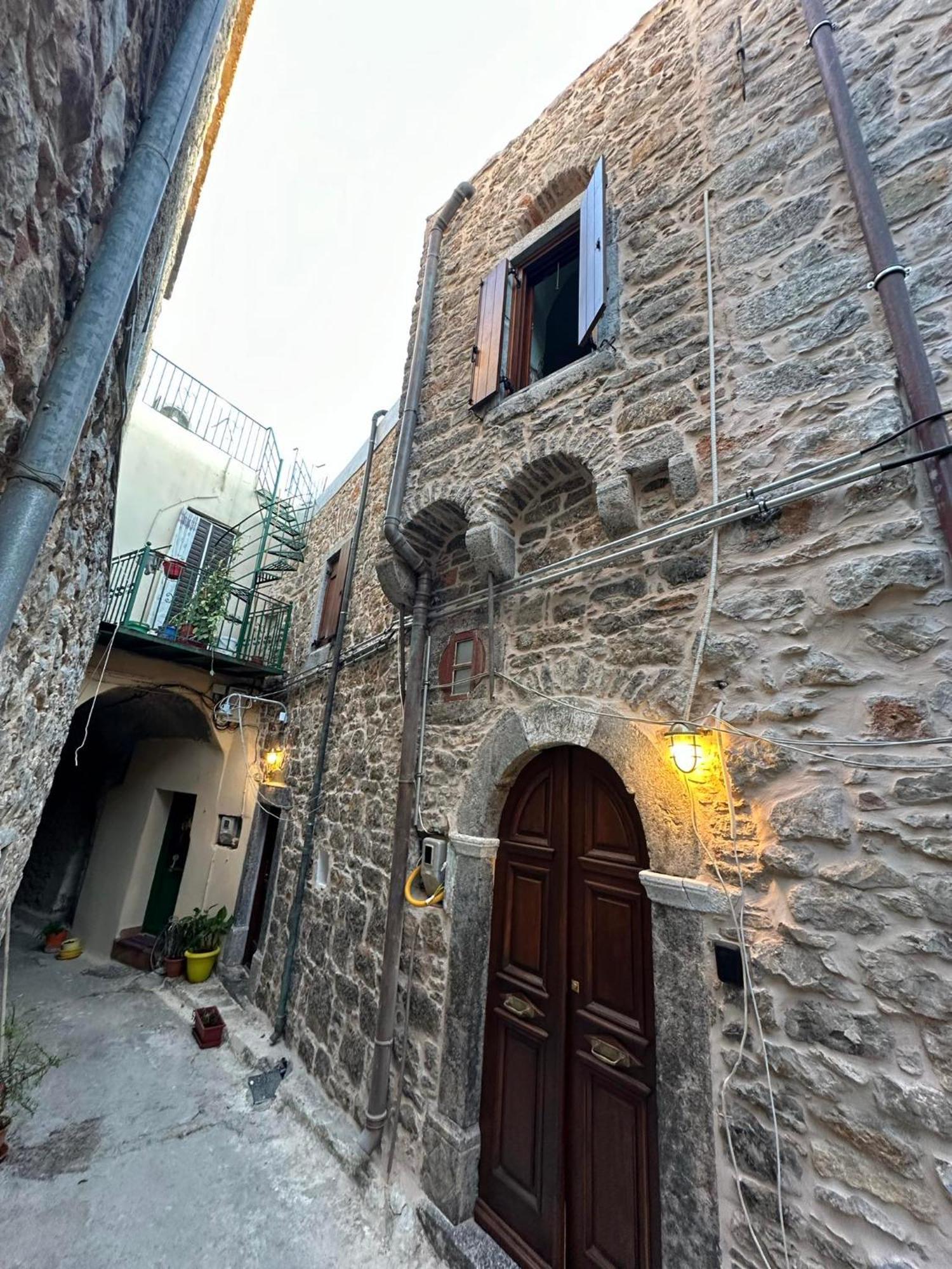 Apartment Vlychos