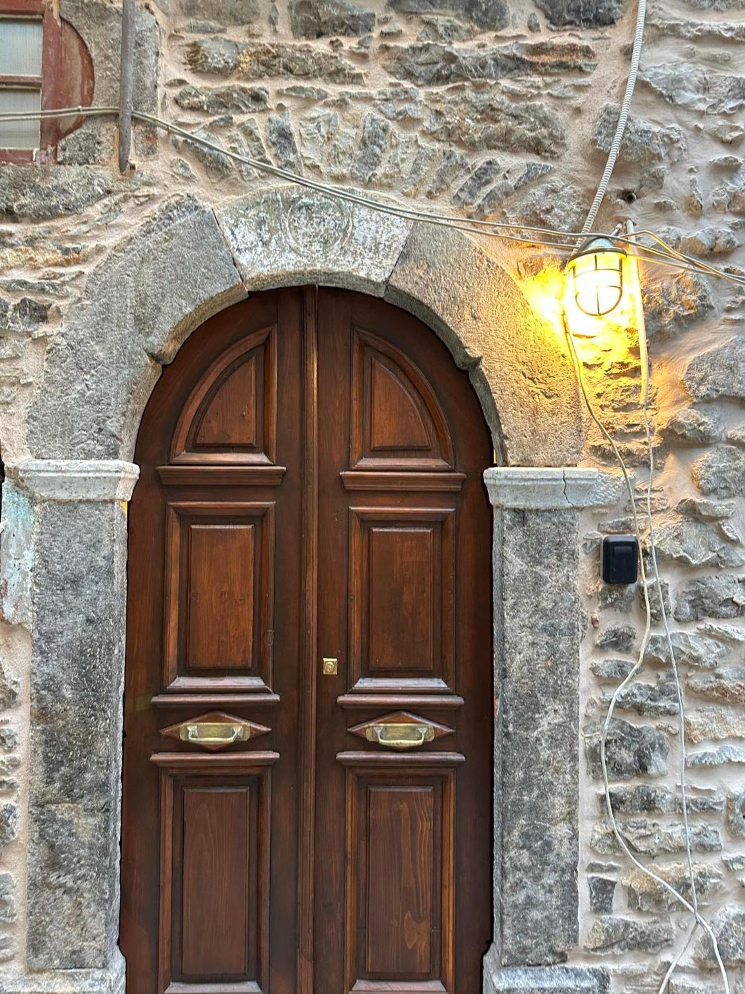 Apartment Vlychos
