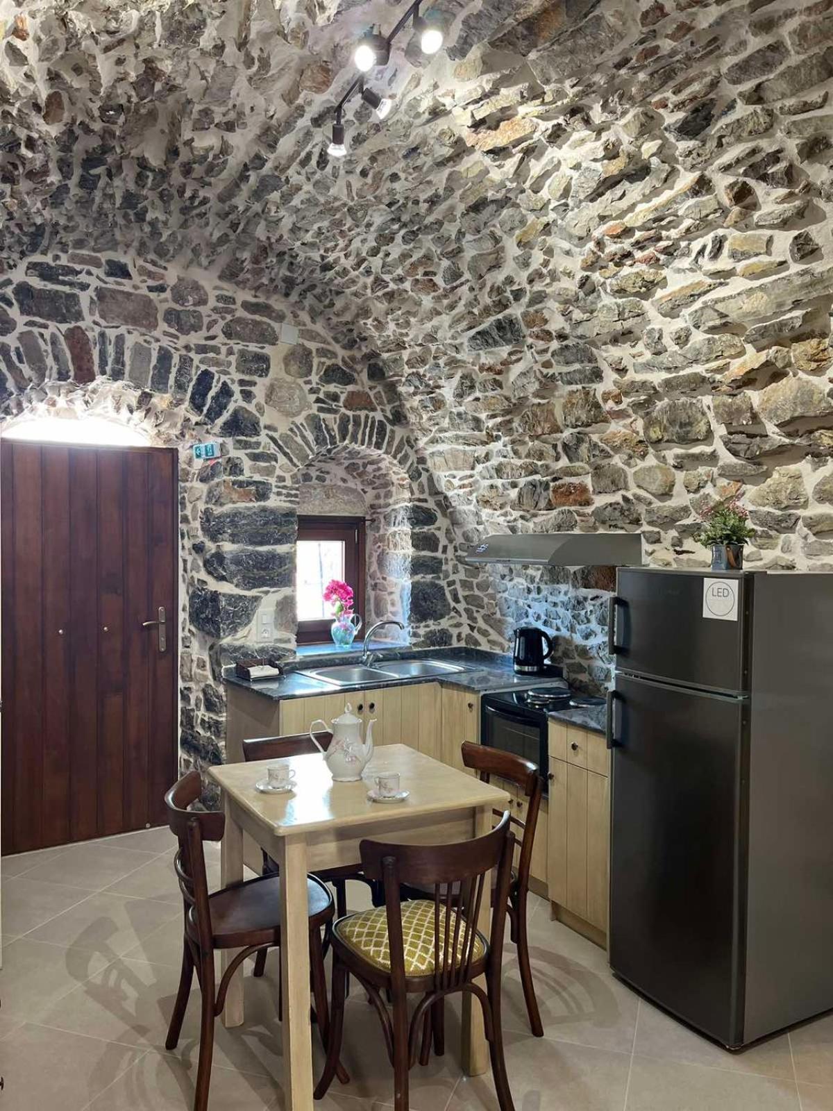 Apartment Vlychos Olympi